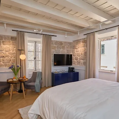 Bota Palace 4*