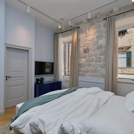 Bed & Breakfast Bota Palace