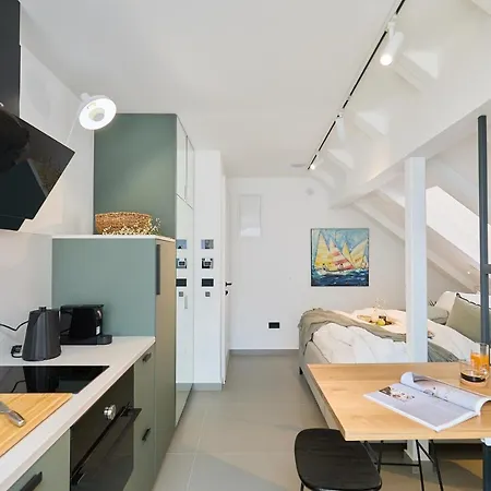 Bota Palace 4*