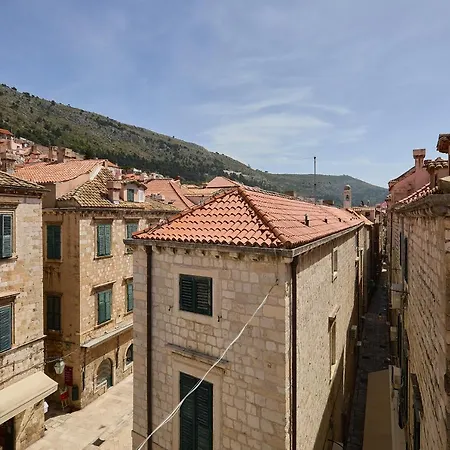 Bota Palace Bed & Breakfast 4*